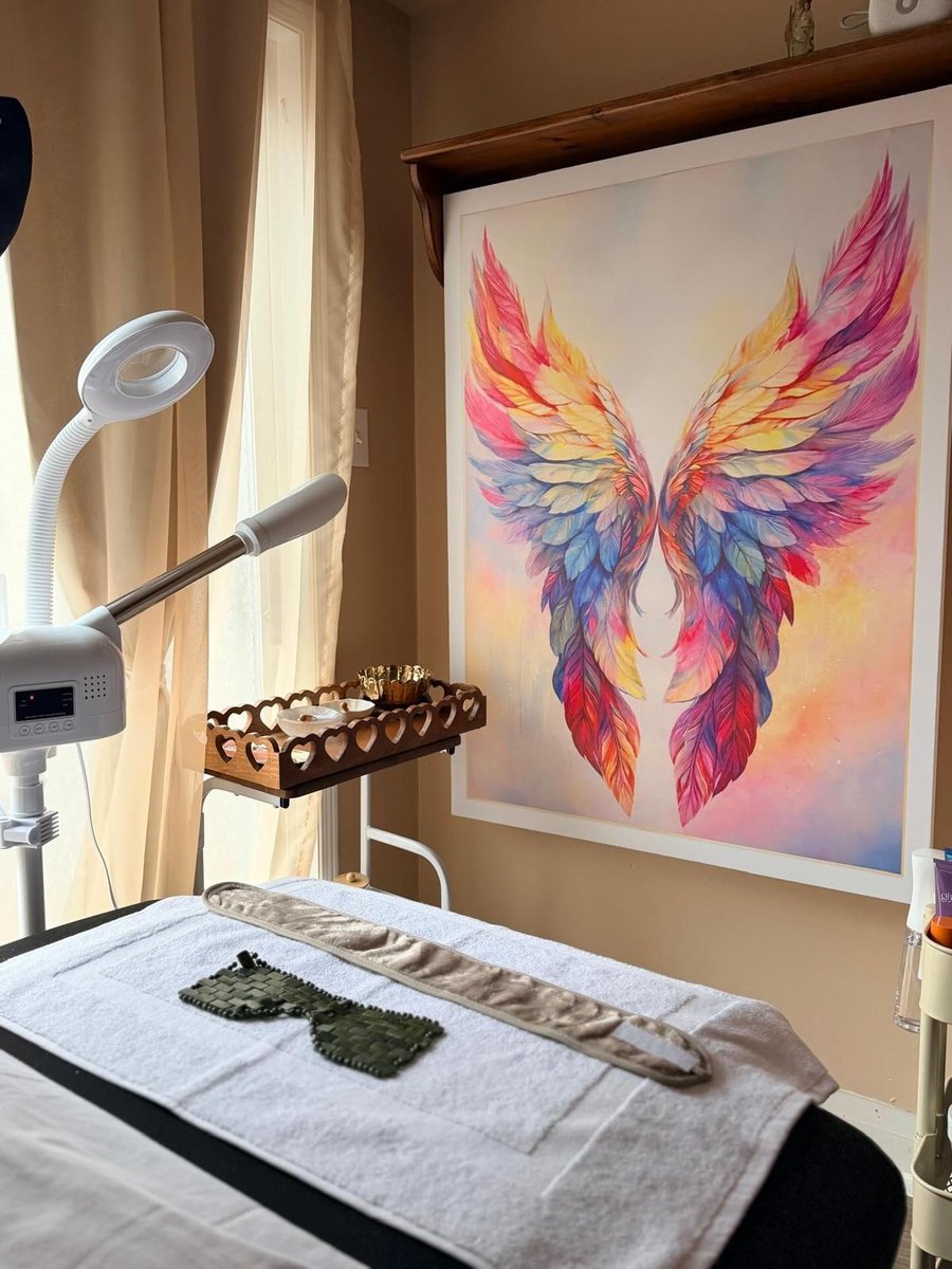 The treatment room at Alagee Facial Care in Brampton